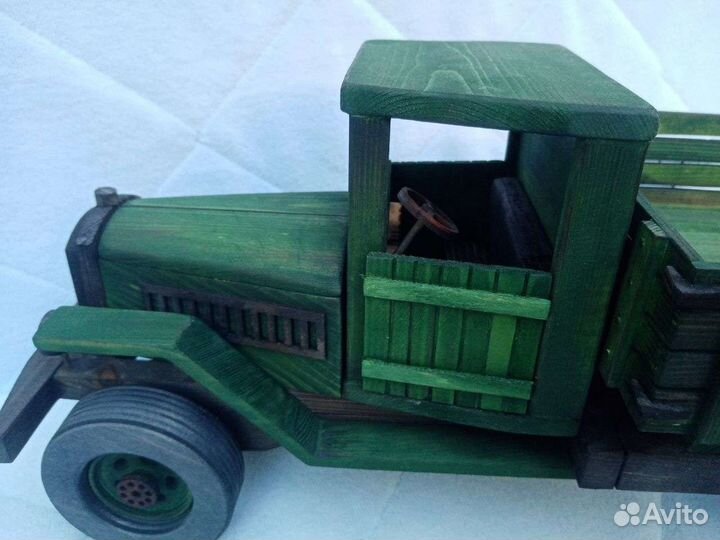 Модель грузовика