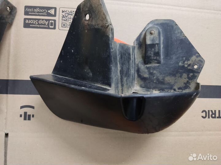 Брыговики Nissan Patrol Y 61