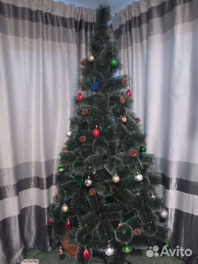 Елка искусственная