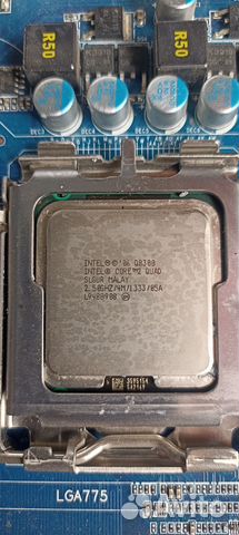 Q8300 4 ядра 2.5 гц