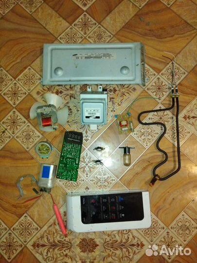 Запчасти от микроволновки, Услуги электрика