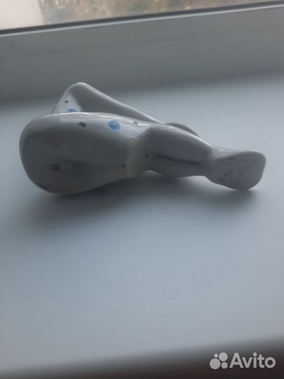 Статуэтка фарфор