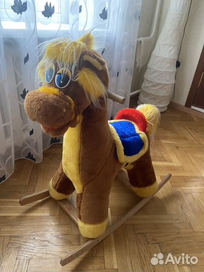 Игрушка качалка лошадь