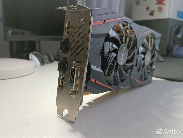 Radeon RX 570 Series