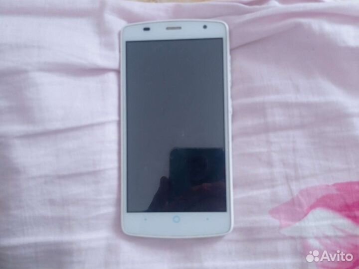 Телефон ZTE blade l5