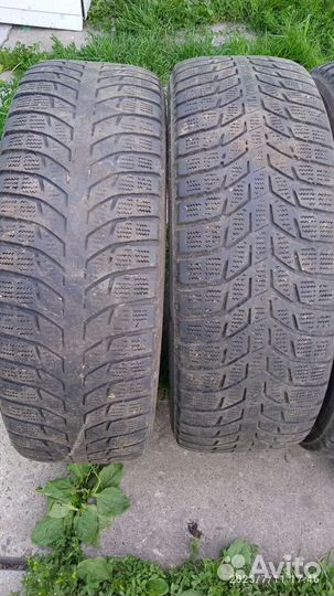 Berlin All Season 1 21.5/65 R16 102