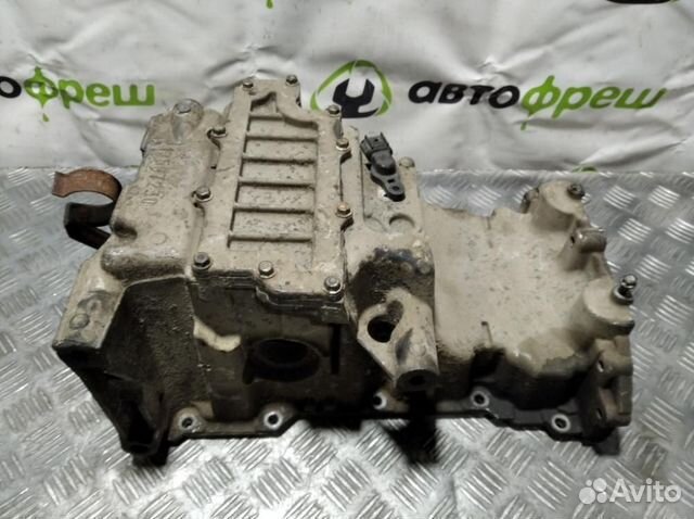 Поддон двигателя Cadilac Sts 2005-2011