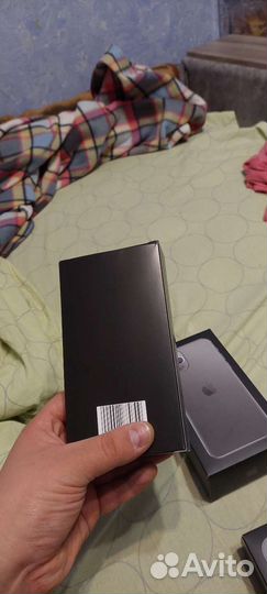 Коробка iPhone