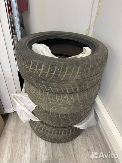 Kumho I'Zen KW22 215/55 R17 98