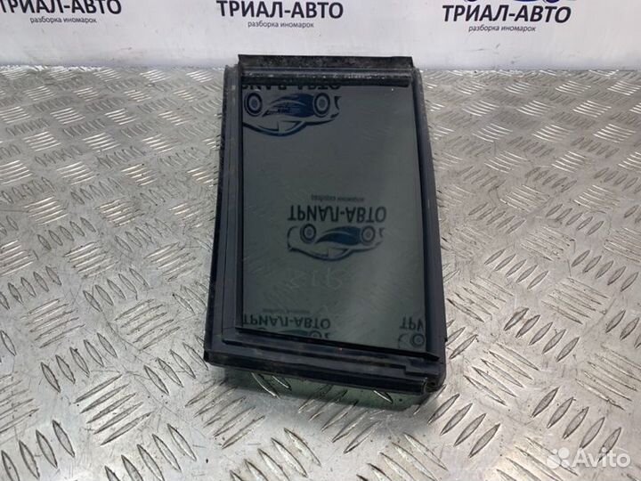 Стекло двери форточка заднее правое Ssangyong