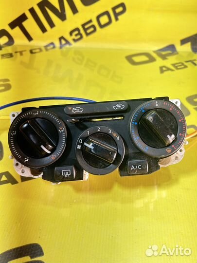 Блок управления печкой Nissan Note E11