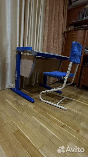 Растущая парта и стул для ребенка