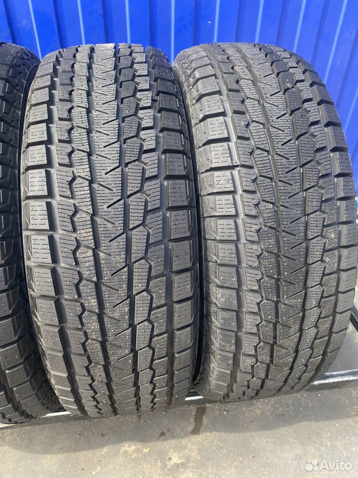 Yokohama Ice Guard G075 235/65 R17