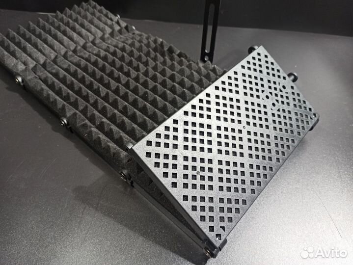 98618 Изоляционный щит для микрофона