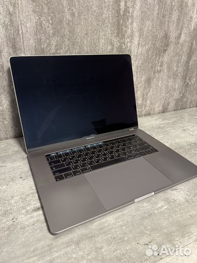 Apple Macbook Pro 2017 A1707