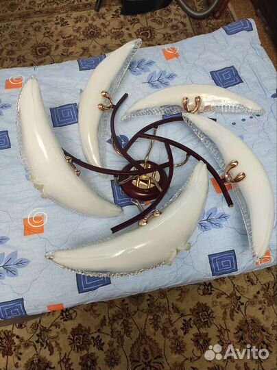 Люстра потолочная