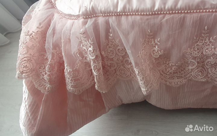 Покрывало на кровать