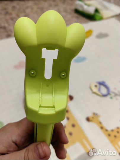 Кронштейн для мобиля