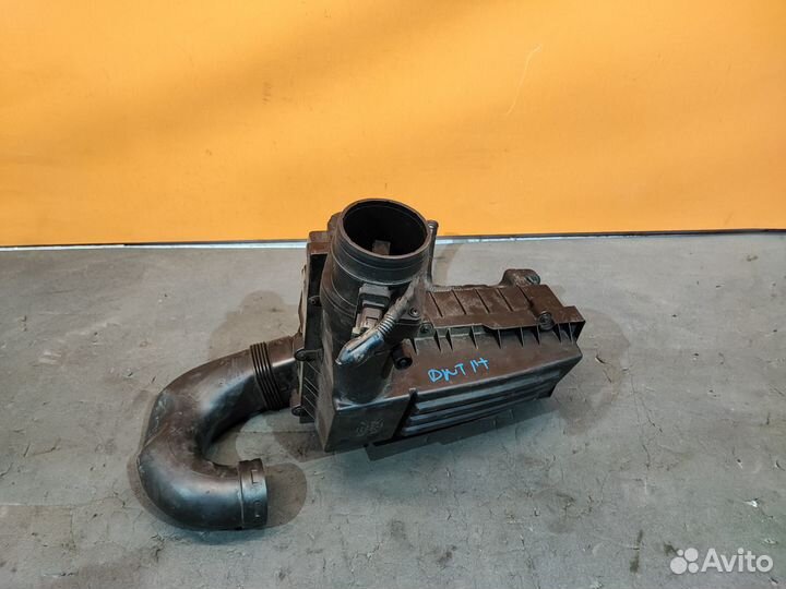 Корпус воздушного фильтра Volkswagen Tiguan 5N1