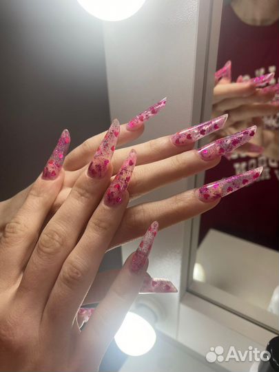 Мастер маникюра и педикюра