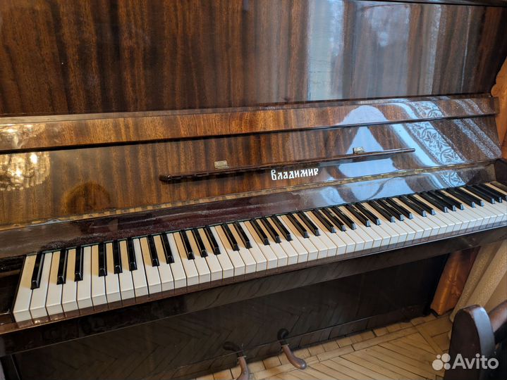 Пианино отдам бесплатно