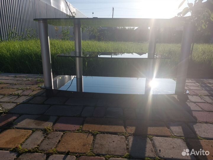 Стол журнальный