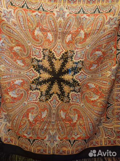 Павлопосадский платок, шерсть. Палантины