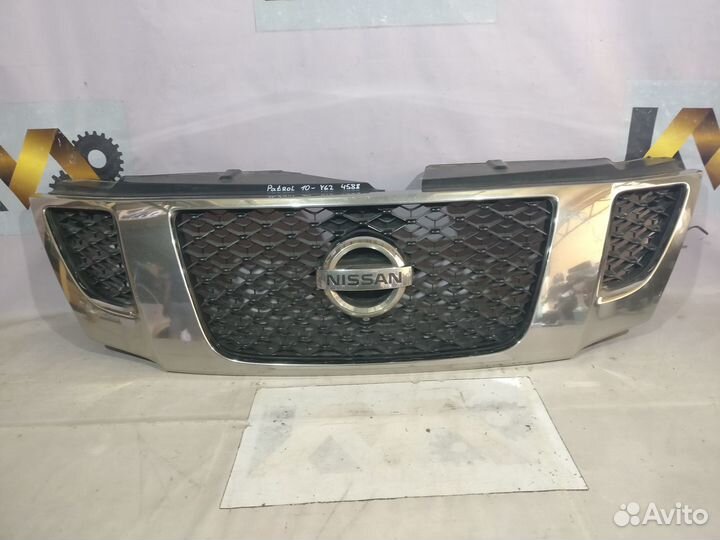 Ниссан Патрол 2010- Решетка радиатора 4588