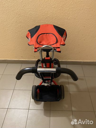 Детский трехколесный велосипед коляска