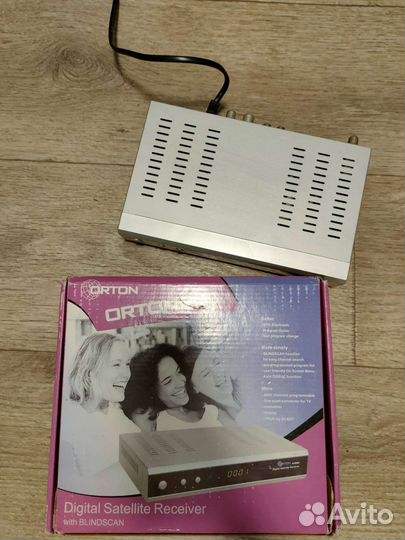 Цифровой спутниковый приемник globo 4100 C