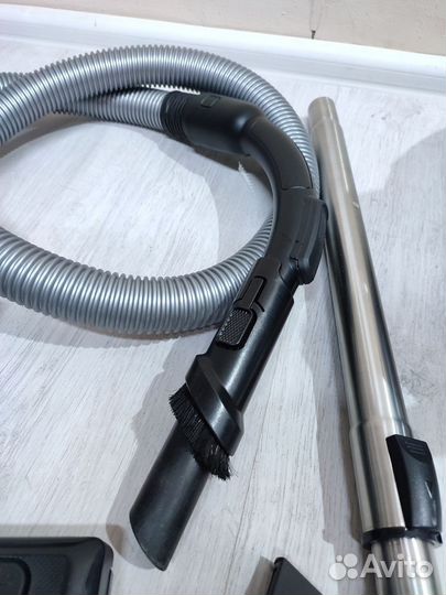 Пылесос Tefal Compact Power XXL TW4881EA