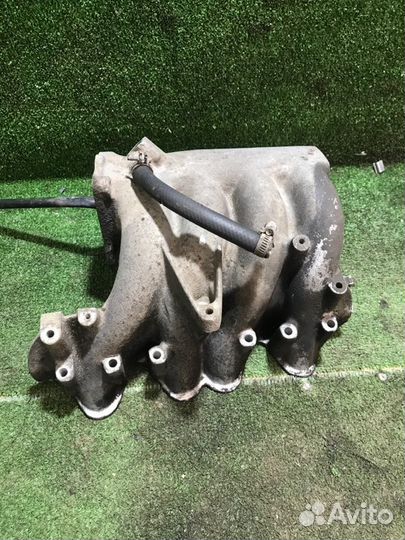 Коллектор впускной Audi 100 C4 ABK 2.0