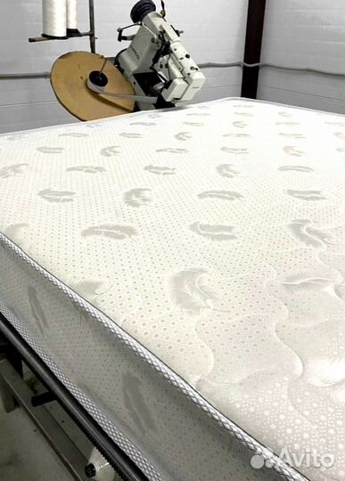 Матрас двухспальный мягкий пружинный