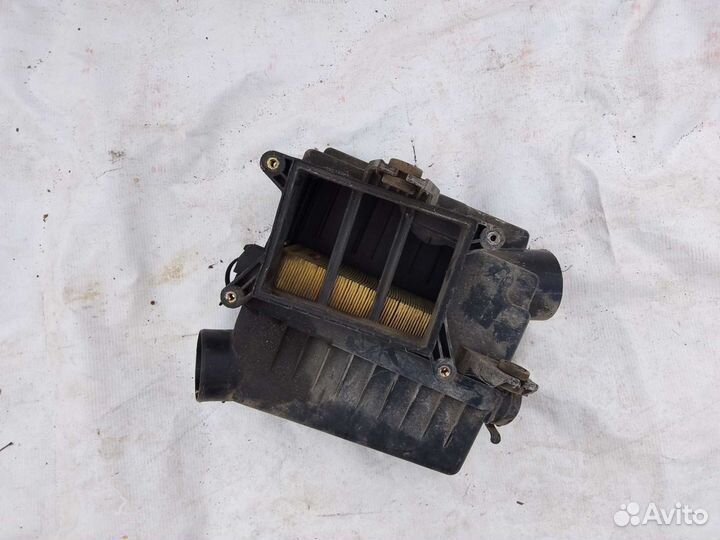 Корпус воздушного фильтра Kia Rio 2