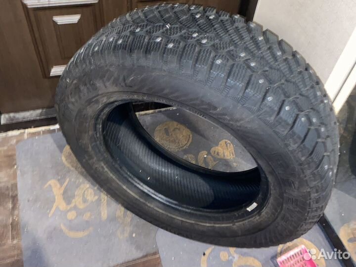 Gislaved Nord Frost 200 215/65 R13