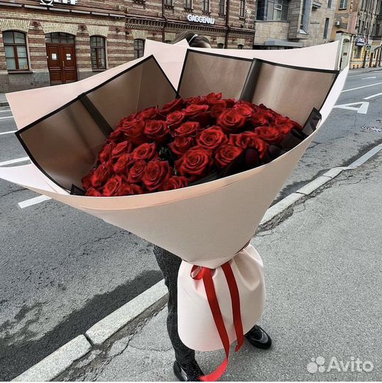 Огромный букет, доставка по городу 101 роза