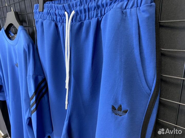 Летний спортивный костюм Adidas синий новый