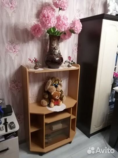 Тумба под телевизор