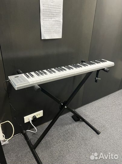 Синтезатор новый