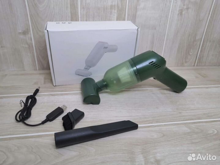 Аккумуляторный пылесос новый