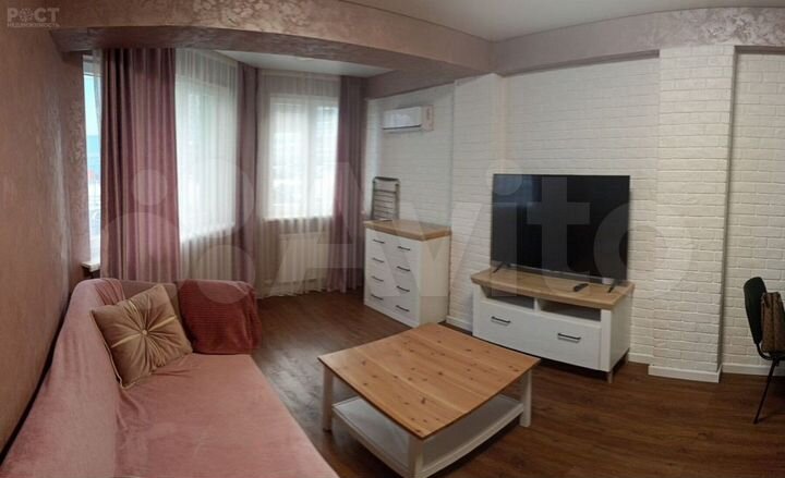 4-к. квартира, 94 м², 1/9 эт.