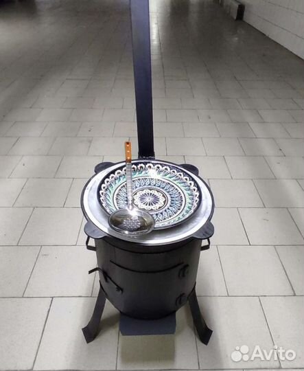 Казан чугунный с печкой