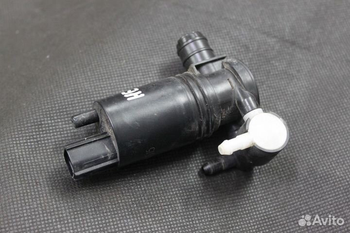 Насос омывателя не оригинал б/у Ford Focus 3