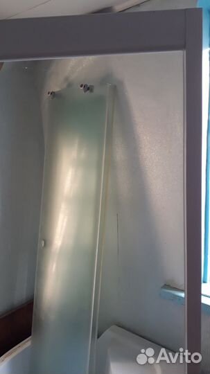 Душевая кабина 90х90 с поддоном