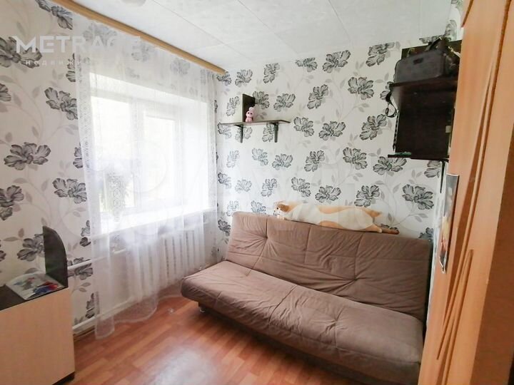 3-к. квартира, 42 м², 1/3 эт.