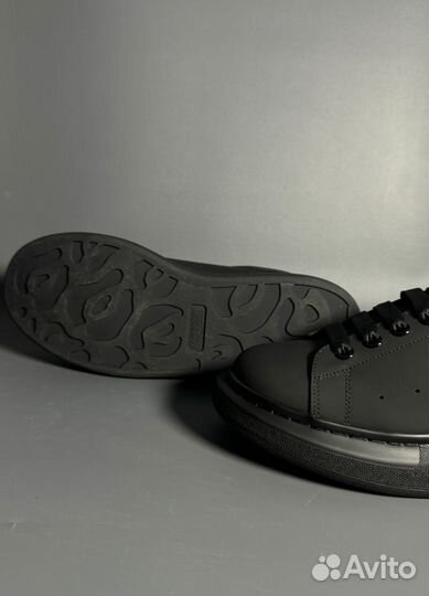 Кеды Alexander Mcqueen Черные