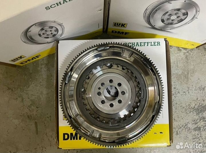 Двухмассовый маховик 8 129 LUK 4150793100