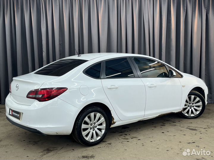 Opel Astra 1.6 МТ, 2013, 198 000 км