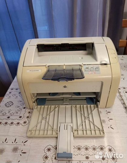 Принтер HP laserjet 1018