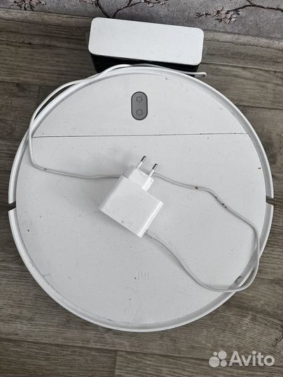 Робот пылесос xiaomi Mi Robot Vacuum-Mop Essential